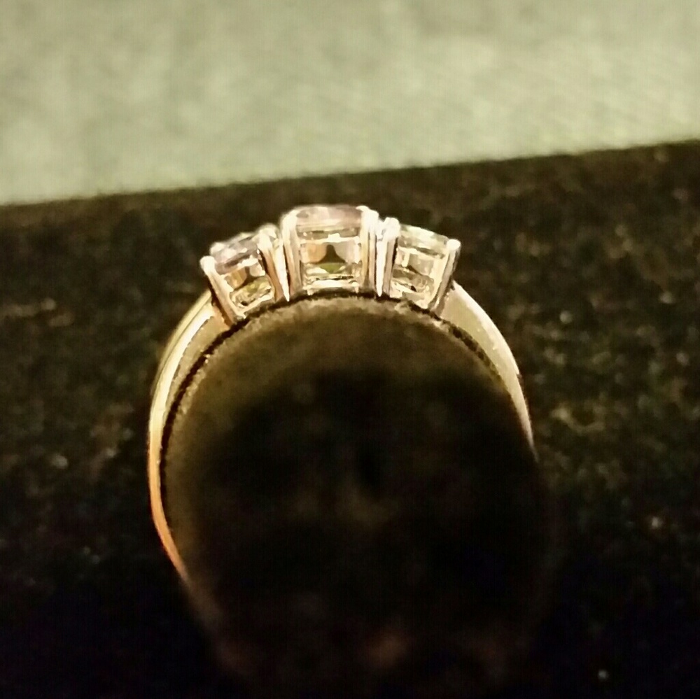 .925 Silver 3-Stone Rainbow Topaz Ring - Picture 3 of 6